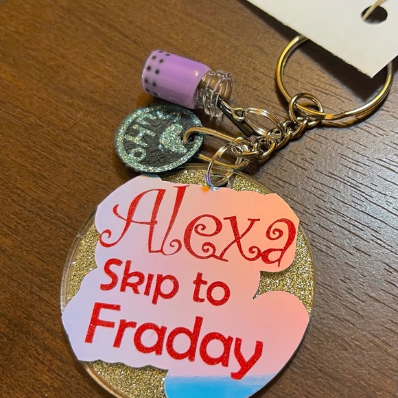 Keychain - Picture 2 of 7